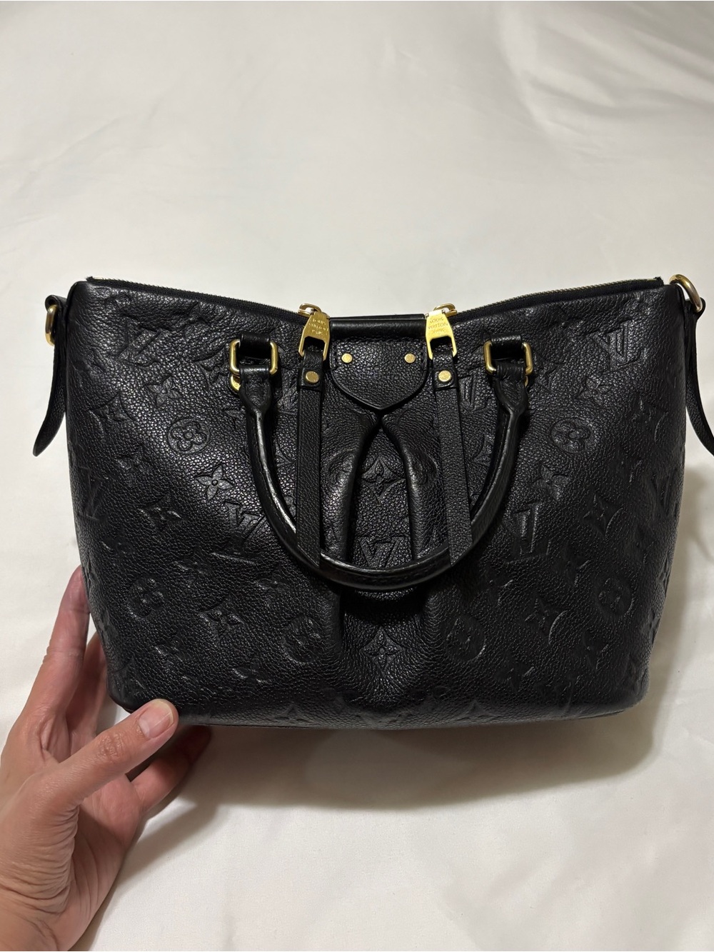Louis Vuitton Mazarine Black Leather Handbag